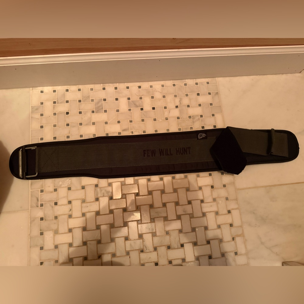 Few will hunt lifting belt